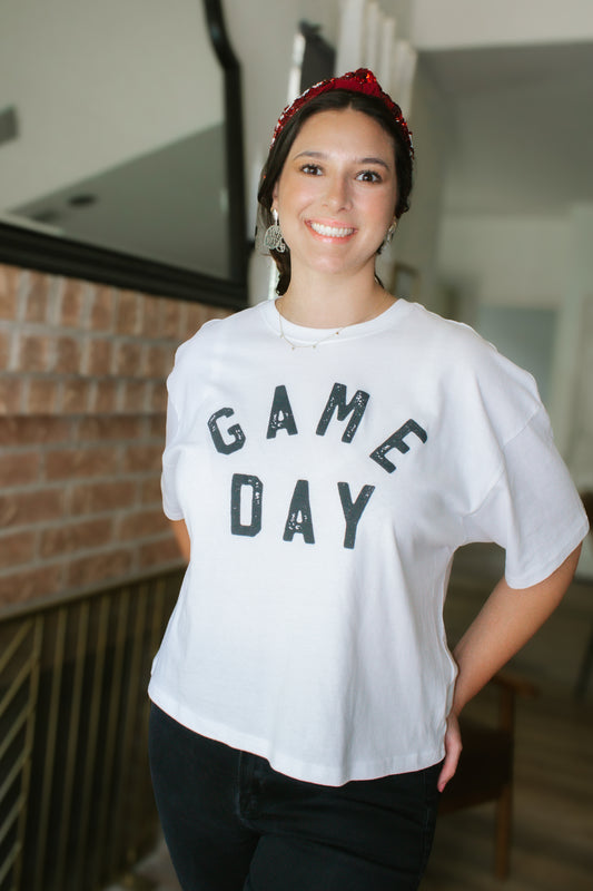 Game Day Graphic Crop Tee